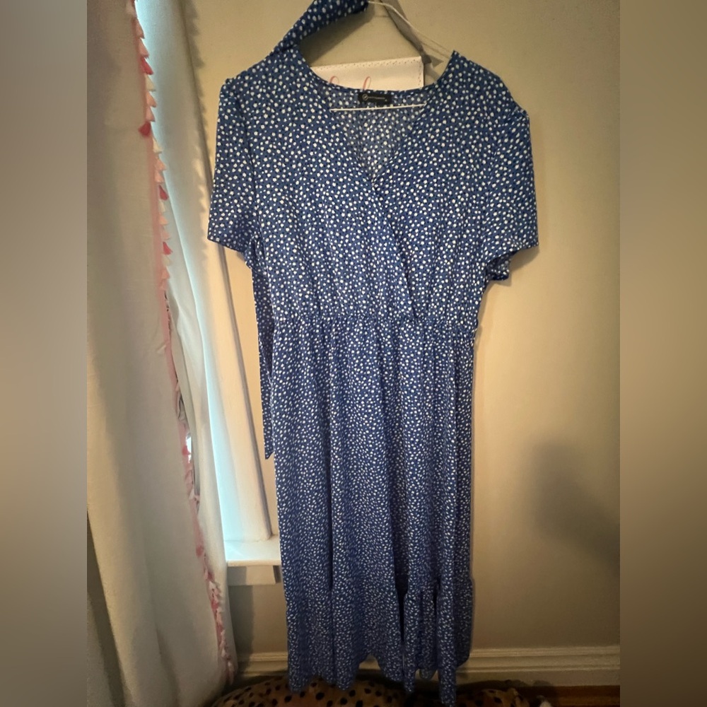 Casual Blue and White floral Maxi Dress with Dolman Sleeves